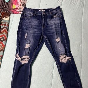 KanCan distressed skinny jeans